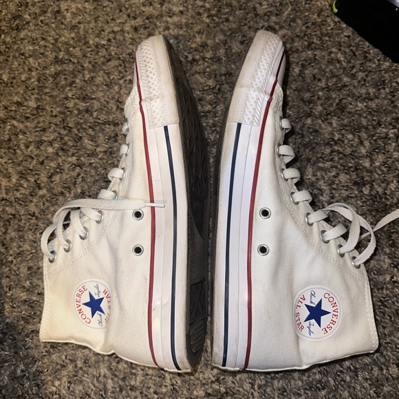 Lightly worn white converse high tops - Picture 6 of 7